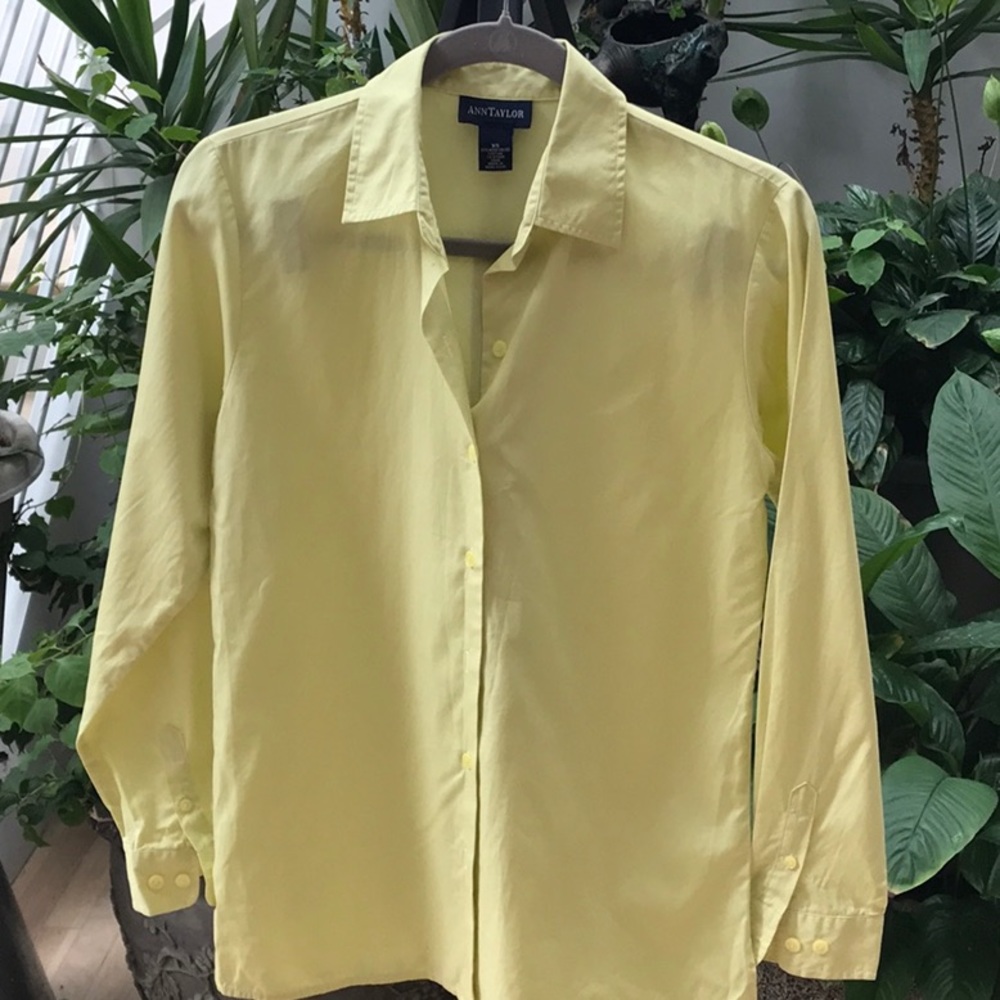 Ann Taylor XS light yellow top